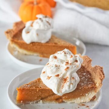 cropped-Vegan-Pumpkin-Pie-Slices.jpg